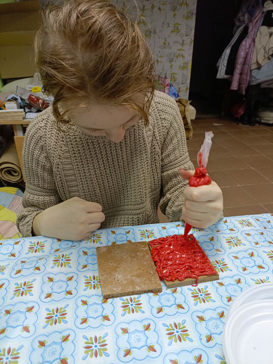 Мастер-класс по росписи пряничного домика