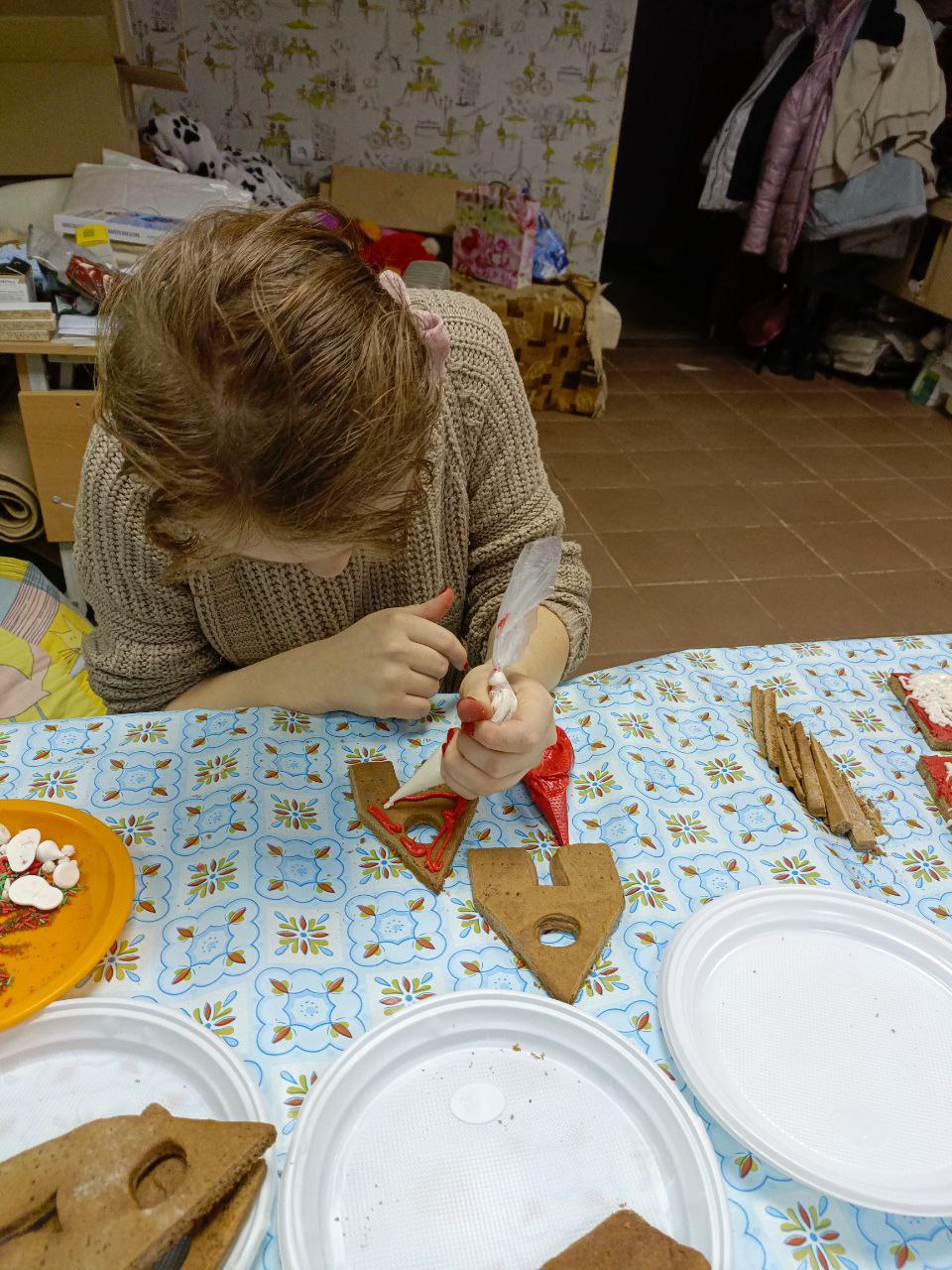 Мастер-класс по росписи пряничного домика